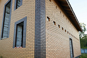 Клинкер фасадный Мюнхен коричневый, примеры в кладке фасадов